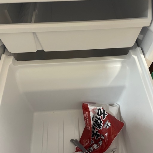 冷蔵庫　　AQUA 昨年購入
