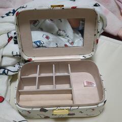 ハローキティ　ジュエリーボックス　の画像