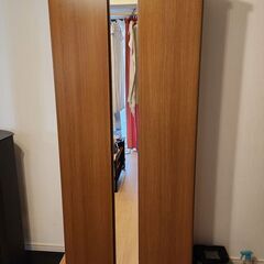 「無料」鏡付き　洋服　タンスの画像