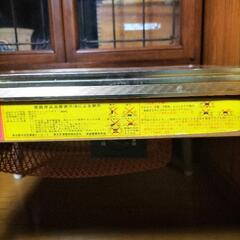 昭和レトロ電気炬燵の画像