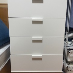 IKEA イケア　ホワイト 4段 チェスト