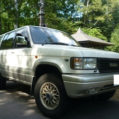 Isuzu Bighorn ビッグホーン