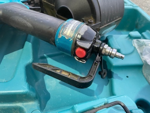 ■中古品 マキタ 90ｍｍ 高圧エア釘打機 AN931H 動作問題なし 大工 エアツール■