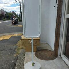 カフェロゴマーク看板の画像