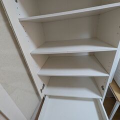 【無料】食器棚の画像