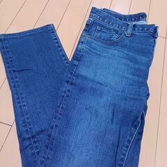 《お値下げしました》UNIQLO ジーンズ