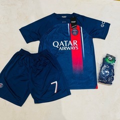 【お話中】新品✨セット✨パリ・サンジェルマン ユニフォーム ムバッペ サッカー 背番号7の画像