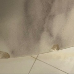 大理石カフェテーブルの画像