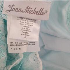 女児華やかなドレス 6歳位の画像