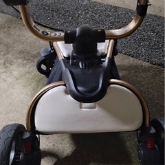 ベビーカー aulonの画像