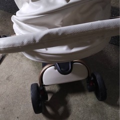 ベビーカー aulonの画像