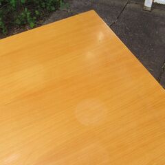 ダイニングテーブル の画像