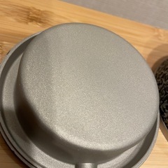 【メルカリ完売】Royal Selangor 手仕上げ クラシック表現コレクション ピューター灰皿の画像