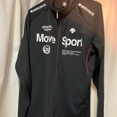 長袖　move sport かっこいい‼️ Lサイズ　イケメンの...