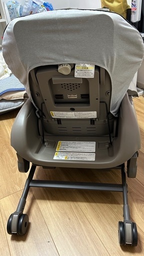 combi ネムリラ スウィングアンドベッドチェア オートスウィング