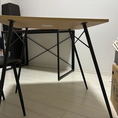 【取引中】机と椅子のセットの画像