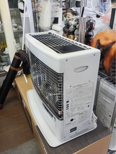 アース万代店　分解掃除済み美品　トヨトミ 煙突ストーブ HR-650K 木造17畳 コンクリート27畳