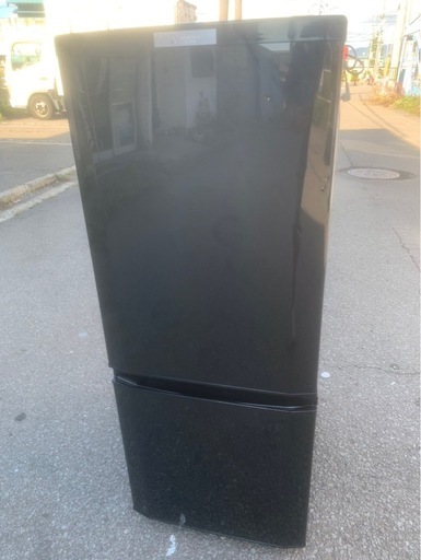アース万代店　MITSUBISHI 三菱 ノンフロン冷凍冷蔵庫 146 MR-P15E