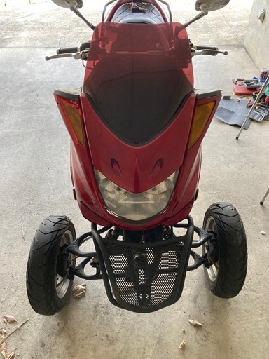 トライク　マジェ風赤　希少リバーシトライク