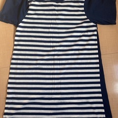 腹ペコあおむし服　保育士の画像