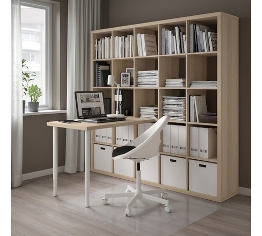 シンプルなデスク【IKEA】