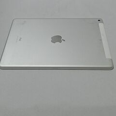 ★弊社SIM契約者さま限定特価★　動作確認済！　iPad7　A2198　32GB　本体　シルバー　ドコモ回線　7492_0590の画像
