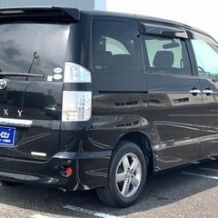 低走行VOXYの画像