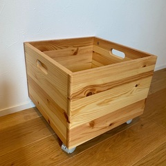 無印　パイン材収納ＢＯＸキャスター付き