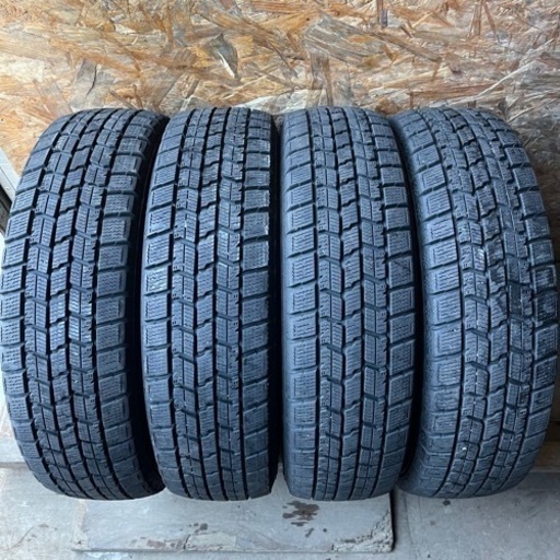極上タイヤ　GOODYEAR ICENAVI7 155/65R14 スタッドレス　タイヤ　2021年製　14インチ