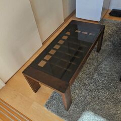 テーブル