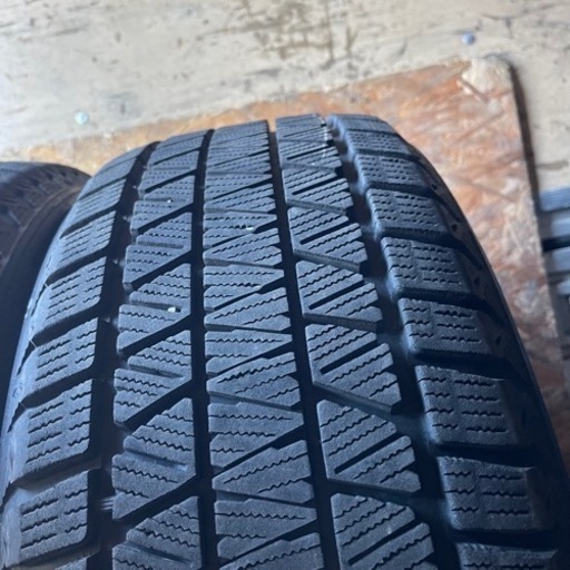 極上タイヤ　BRIDGESTONE ブリヂストン　ブリジストン　DM-V3 235/55R18 スタッドレス　タイヤ　2019年製　1