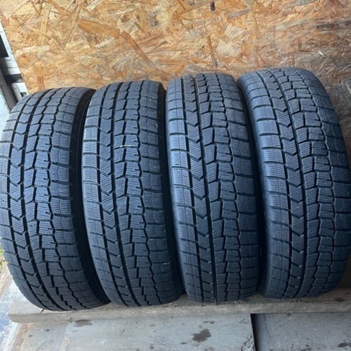 極上タイヤ　DUNLOP ダンロップ　WM02 185/65R15 スタッドレス　タイヤ　2021年製　15インチ