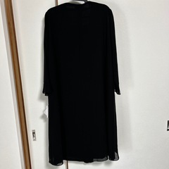 春夏秋用フォーマルスーツ新品未使用の画像