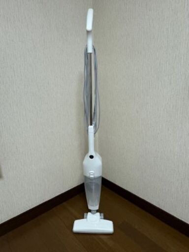 スティック型コード式掃除機