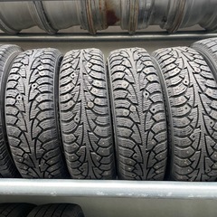 軽自動車に！スパイクタイヤホイール付きの画像