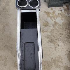多機能コンソールボックス 車 多機能 汎用 多数収納スペース

の画像