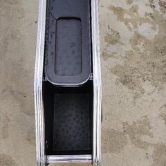 多機能コンソールボックス 車 多機能 汎用 多数収納スペース

の画像