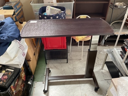 ベット用テーブル　中古　ブラウン
