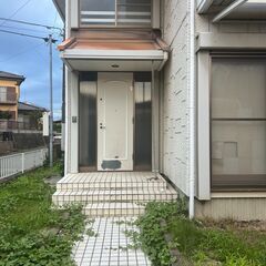 建物外回りの草刈り処分