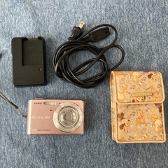 取引中CASIO EXILIM EX-Z77 ピンク モックアップ