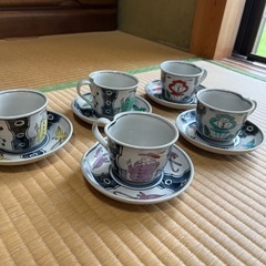 色と柄がかわいいコーヒーカップ&ソーサーセット5客セット