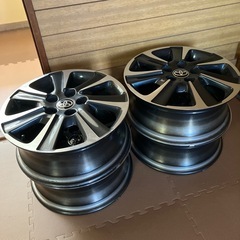 お取引き者様決まりました　トヨタ　ヴォクシー　純正　ホイール　１６インチ　４本の画像