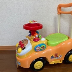 アンパンマン よくばりビジーカー 