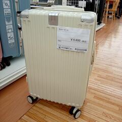 ★ジモティ割あり★ キャリーケース　ホワイト　YJ4000