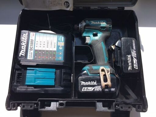 【動作確認済み】　makita/マキタ　18V 充電式インパクトドライバ　TD171DRGX　バッテリー/6.0Ah×2・充電器/DC