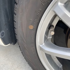 nbox(型式JF1)、ロックナット付きスタッドレスタイヤ4本セットの画像