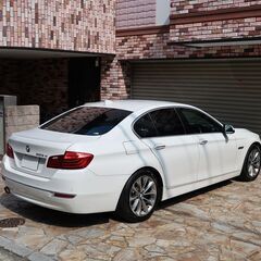 検査7年8月523d モダン LCI 後期型 ディーゼルターボ/オイスターレザー/HDDナビ/地デジ/バックカメラ/Bluetoothオーディオ/アドバン23年製の画像