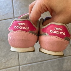 子供用シューズの画像