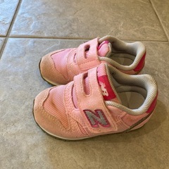 子供用シューズの画像