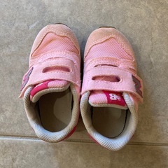 子供用シューズ
